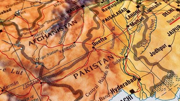 Боевые действия возобновились на границе между Пакистаном и Афганистаном