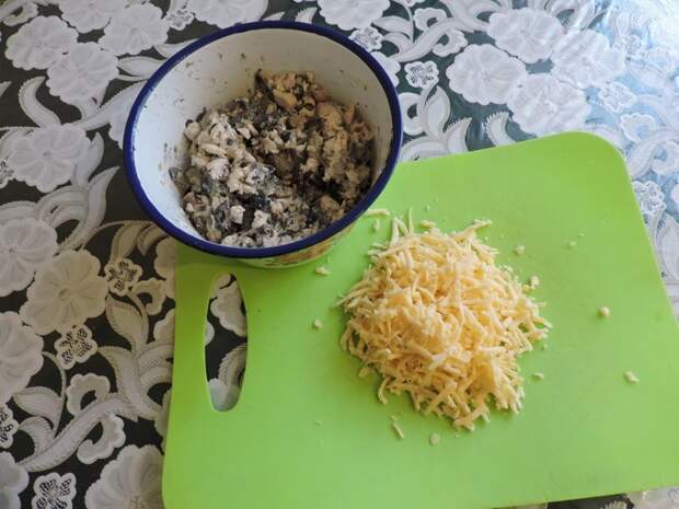 Пирог с грибами Пирог с грибами грибы, еда, пирог, сделай сам, фоничка