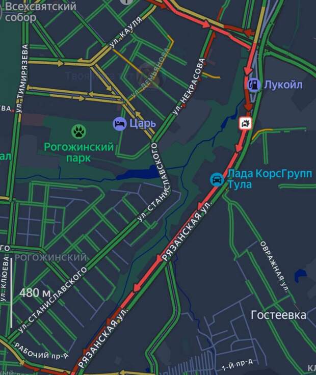 Пробка на Рязанской в Туле из-за ДТП после съезда с улицы Оборонной