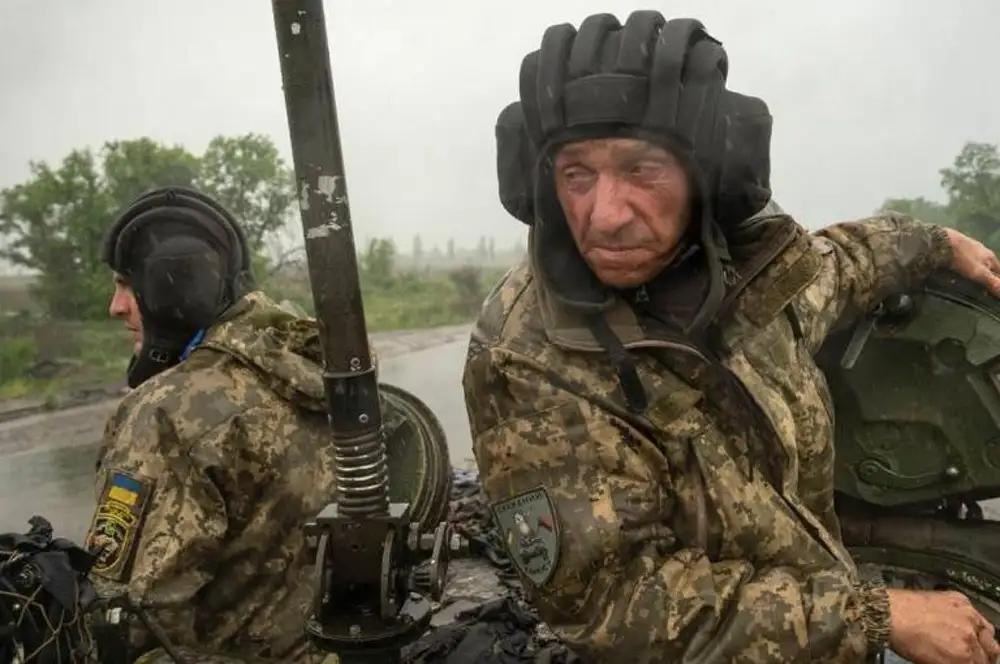 Украинские палачи. Бабка фронт группировка.