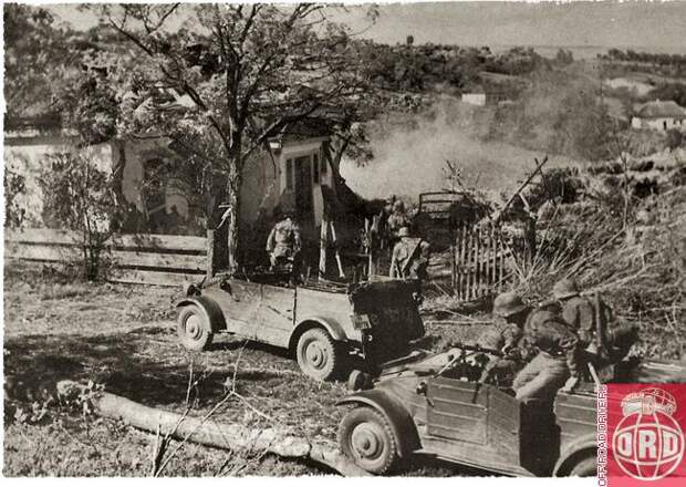 Жарким летом хорошо себя чувствовали только водители легких армейских Kubelwagen — как ни странно, их моторы воздушного охлаждения никогда не перегревались