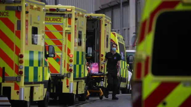 В Британии за сутки выявили более 194 тысяч случаев коронавируса