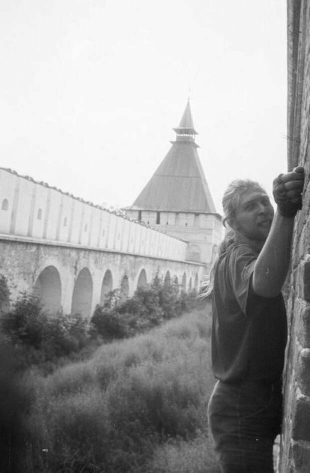 Провинциальные девяностые от Эстетика Еней за 13 февраля 2019 90е город девяностые история провинция район улица эстетика