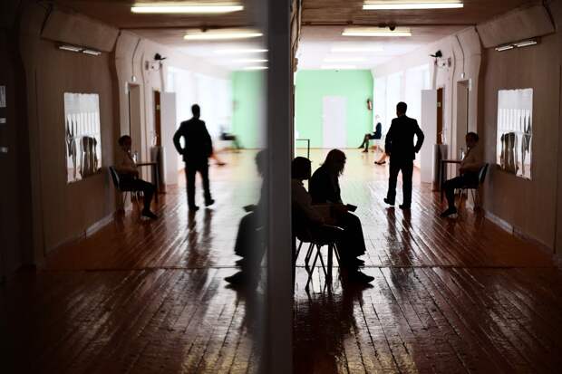 Министр просвещения назвал цели введения оценок за поведение в российских школах