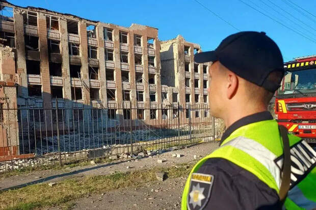 ВС России атаковали ракетами и беспилотниками военный объект в Черкасской области