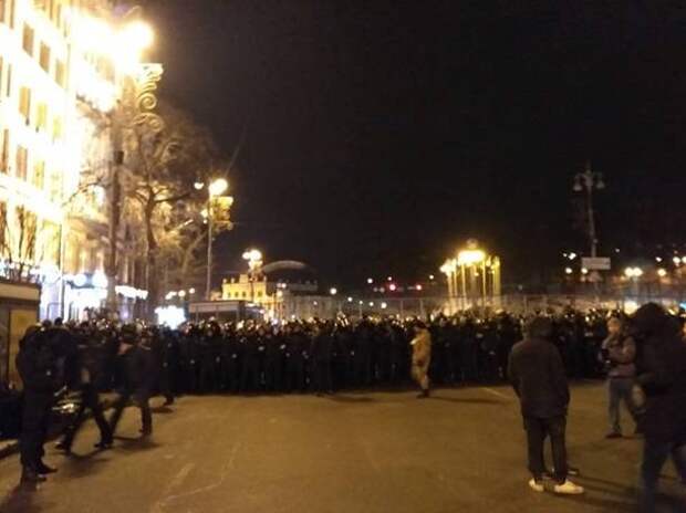 Беспорядки в центре украинской столицы