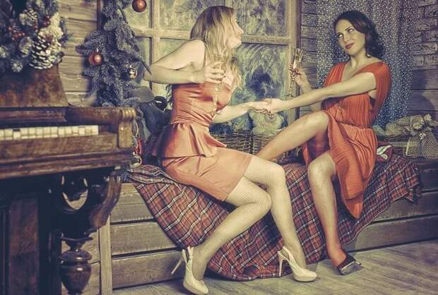 вряд ли вычурная шпилька доставит много удобств на рабочем месте