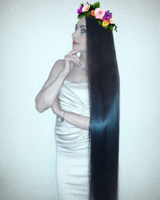 Ольга Демидова — 44-летняя «Рапунцель» с полутораметровыми волосами Ольга Демидова, в мире, волосы, красавица, люди, рапунцель