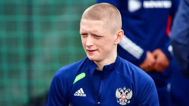 Мухин попросил журналистов не задавать ему вопросов про переход в ЦСКА