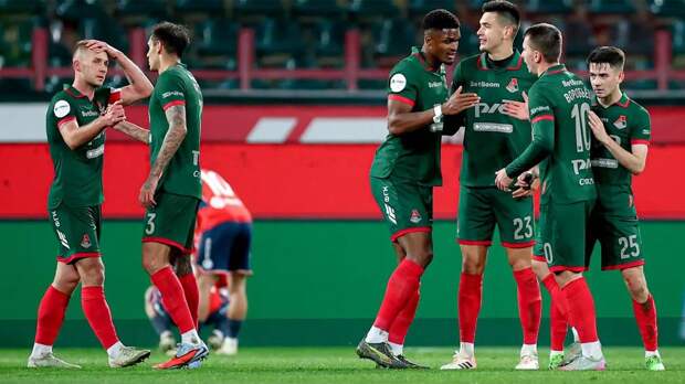 Семшов: «Локомотив» два турнира не вывозит — не хватает скамейки»