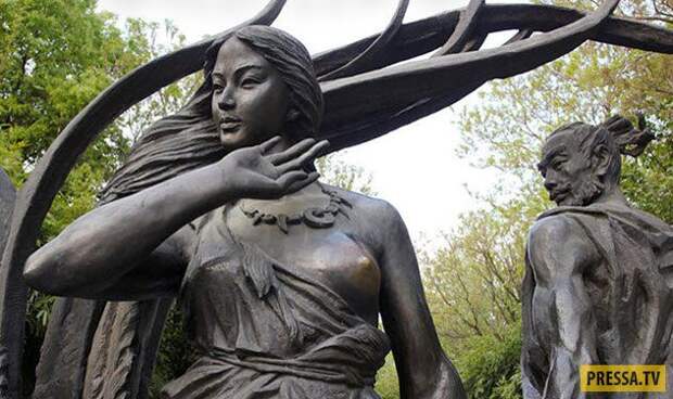 10 статуй, в которых туристов, больше всего привлекают интимные места