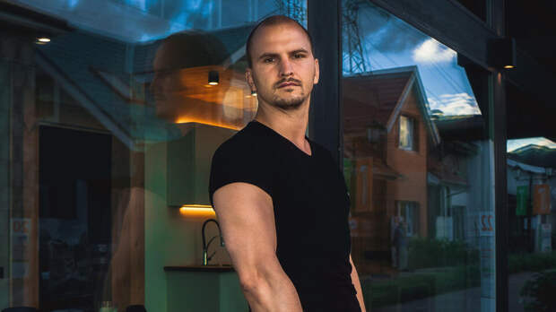 Суд признал блогера Домогацкого банкротом