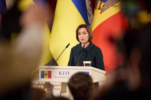 Президент Молдовы Майя Санду поблагодарила Украину за «всенародное героическое сопротивление», обвинила Россию в намерении...
