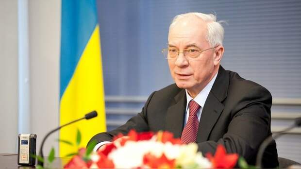 Азаров: С уходом фашистов из власти Украина восстановит единство