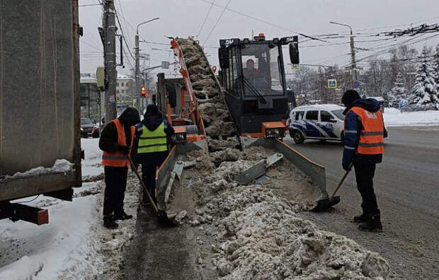Движение транспорта на улице Михеева в Туле временно ограничат для уборки снега
