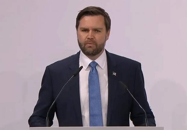 Вэнс посоветовал папе римскому заниматься теологией и не вмешиваться в дела США