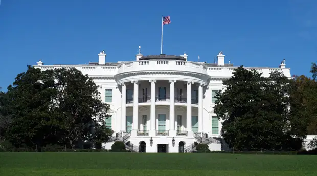 «Геополитическая жадность»: в Пентагоне вновь заявили о растущей «угрозе» со стороны России и Китая