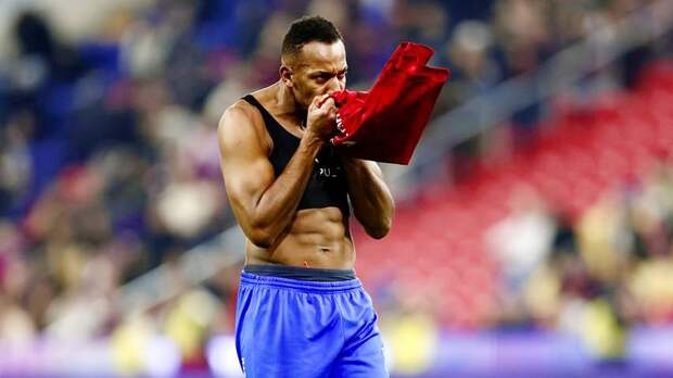 Видео: Мойзес вернулся к тренировкам ЦСКА после извинений перед Челестини