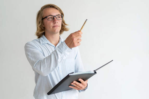 Филолог Бергельсон призвала мужчин исключить из речи слово "кушать"