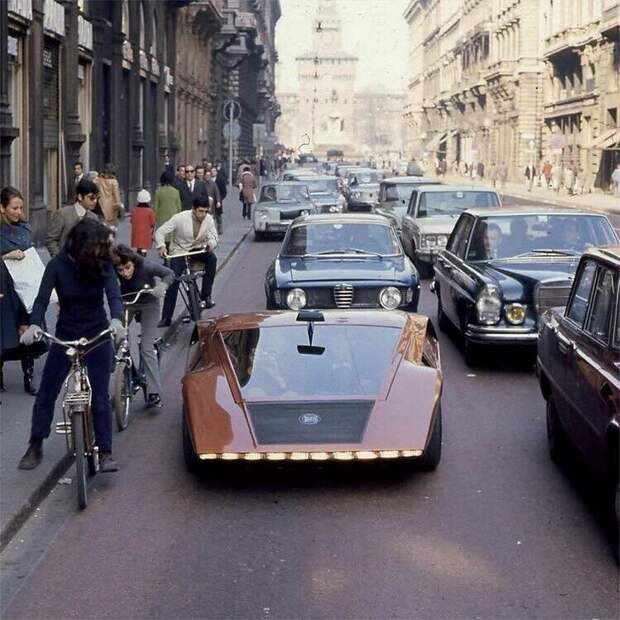 Lancia Stratos HF Stradale — Легенда ралли за полмиллиона долларов