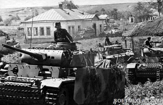 1323539031_nemeckie-ekranirovannye-tanki-pz.kpfw.-iii-v-sovetskom-sele-pered-nachalom-operacii-citadel
