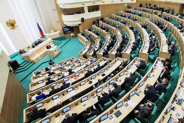 Совет Федерации обвинил Порошенко в людоедстве