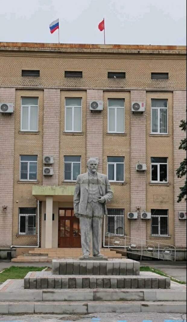 Ленин вернулся в Геническ