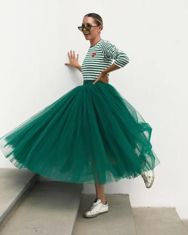 12 стильных примеров с чем носить юбку из фатина и кому она подходит