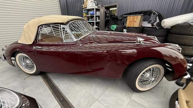 Jaguar XK150 оценили в рублях