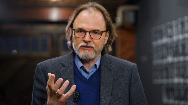 «Это уважение к людям»: режиссер Яковлев про дресс-код в театре для зрителей