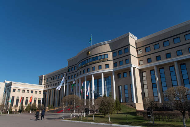 МИД Казахстана отозвал из ОАЭ дипломата на фоне обвинений в домашнем насилии