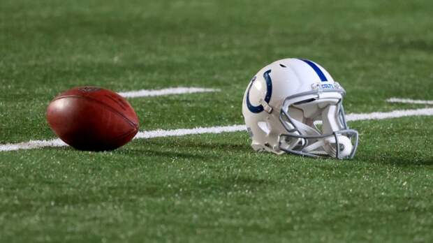 Colts helmet