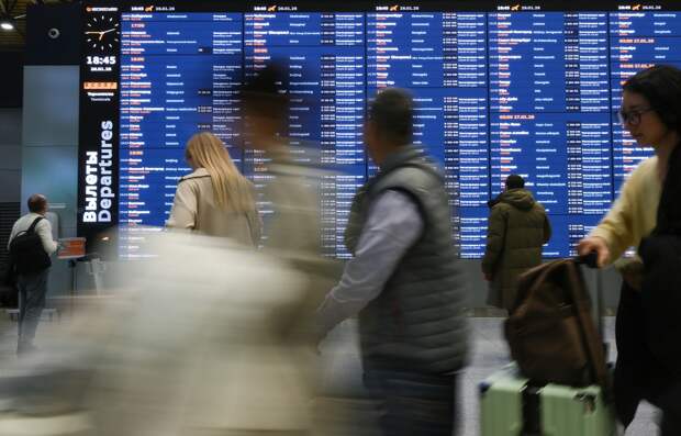 Подростка сняли с рейса без причины и оставили одного в российском аэропорту