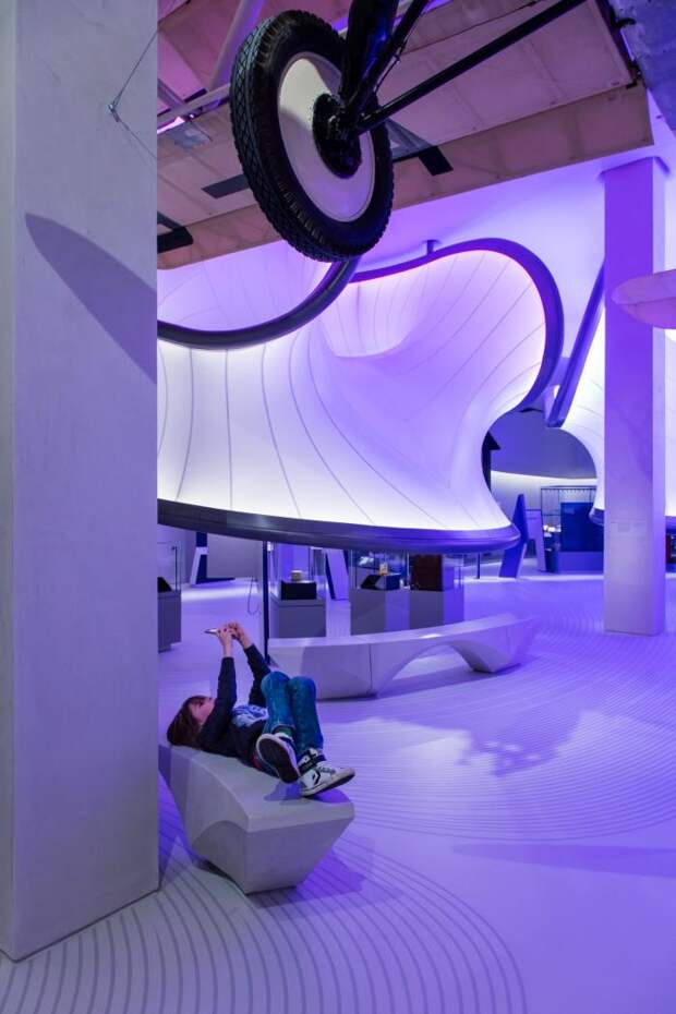 Галерея Уинтон: Математика от Zaha Hadid Architects (21 фото) Галерея Уинтон: Математика от Zaha Hadid Architects (21 фото)