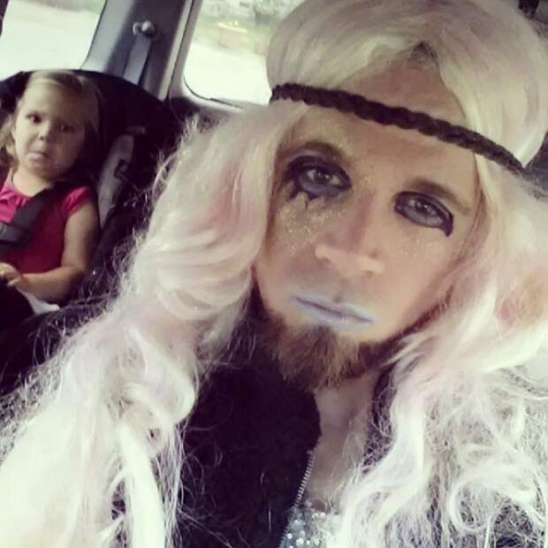 странный наряд