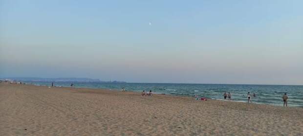 Море работы и песка: в Анапу везут сотни тысяч кубометров для восстановления золотых пляжей