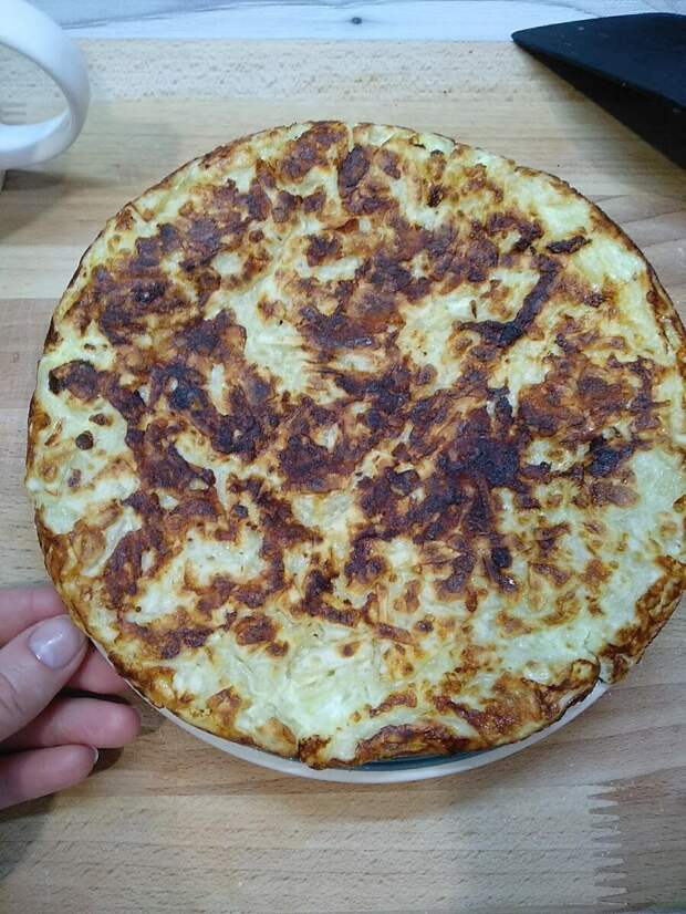 Придумала как можно использовать засохший лаваш. Получилось очень вкусно. Делюсь с Вами рецептом