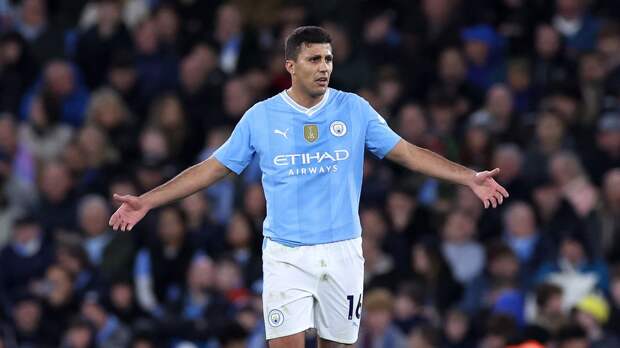 Родри получил красную карточку в матче с «Буде-Глимт» и пропустит заключительную игру «Сити» в общем этапе ЛЧ