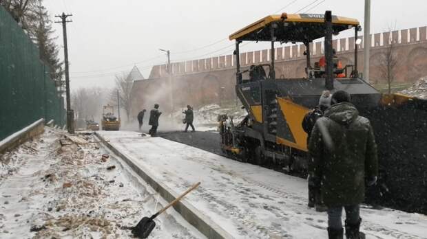 Дорога на улице Тимирязева в Смоленске нуждается в гарантийном ремонте