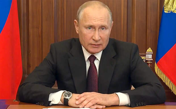 Чистки продолжаются: Владимир Путин уволил сразу четырех заместителей министра Минобороны РФ