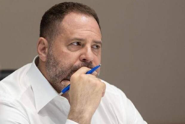 Медведчук: Зеленского с Ермаком тесно связывают общие коррупционные схемы