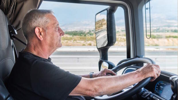 Какой сегодня праздник: 30 августа – День дальнобойщика в России