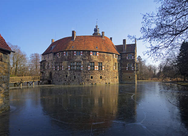 NewPix.ru - Замки Германии - Вишеринг (Castle Vischering in Ludinghausen)