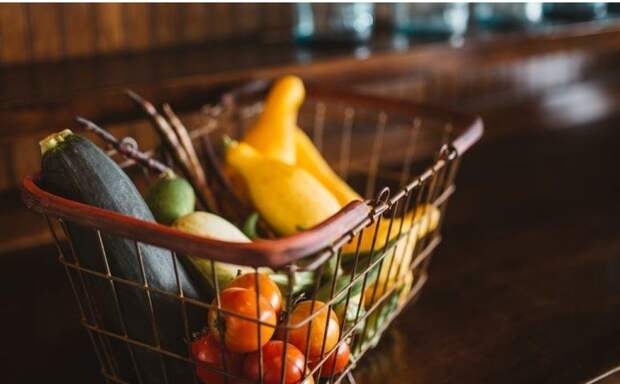 Диетологи огласили продукты, которые не следует употреблять после 30 лет