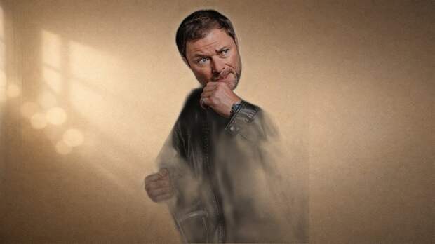 Идеальный семьянин, принимавший роды у жены: 48-летний Илья Носков после 20 лет брака ушёл к 29-летней актрисе, заявив: «Жизнь иногда неожиданно меняется»