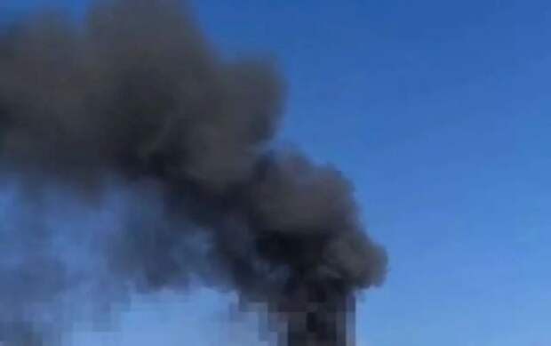 Показана горящая после удара нефтебаза в Губинихе Днепропетровской области