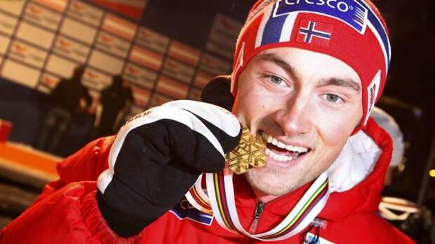 http://2.bp.blogspot.com/-321F6XgMib8/TXOZIBBI74I/AAAAAAAAAAU/R0hCIStbPjs/s1600/Petter_Northug.jpg