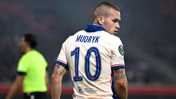 «Волынь будешь помнить вечно, бомж!»: не игравшего в футбол с 2024-го Мудрика забанили в CS за оскорбления поляков