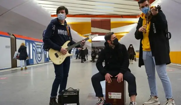 Проект «Музыка в метро» стартовал в столичном метро