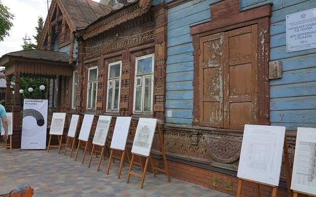 В Рязани в День России прошла выставка старинных наличников